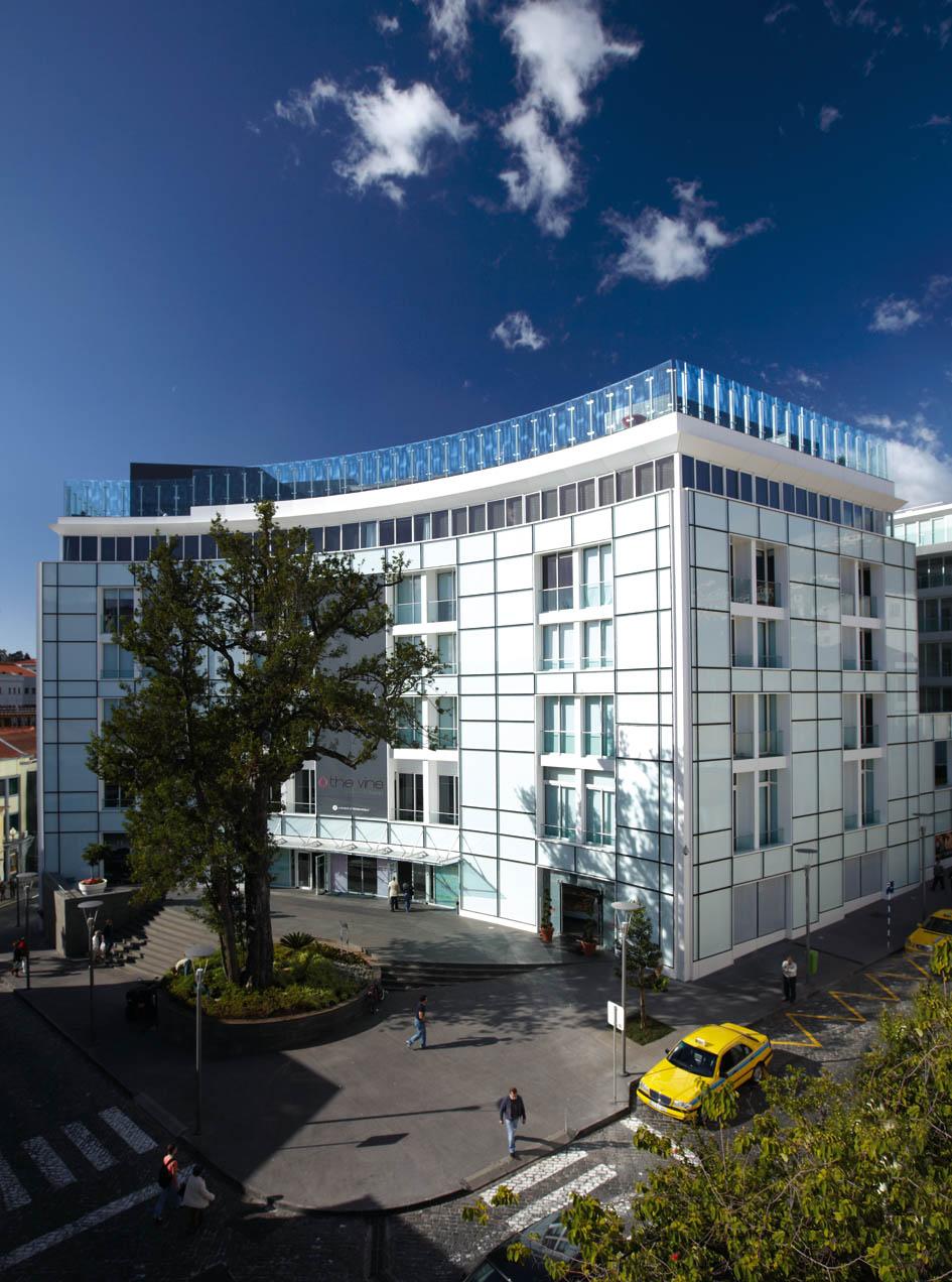 The Vine Hotel Фуншал Экстерьер фото The hotel in 2011