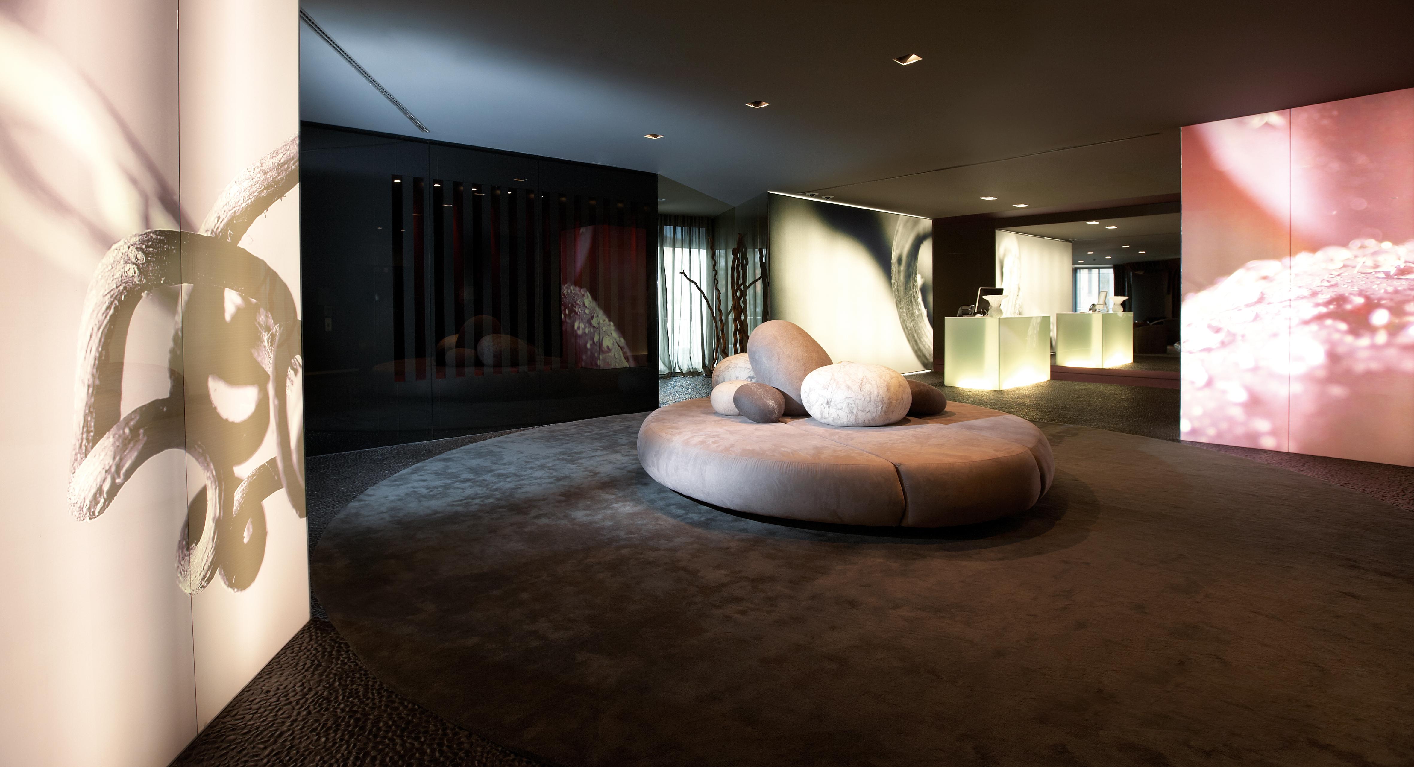 The Vine Hotel Фуншал Экстерьер фото The lobby of the hotel