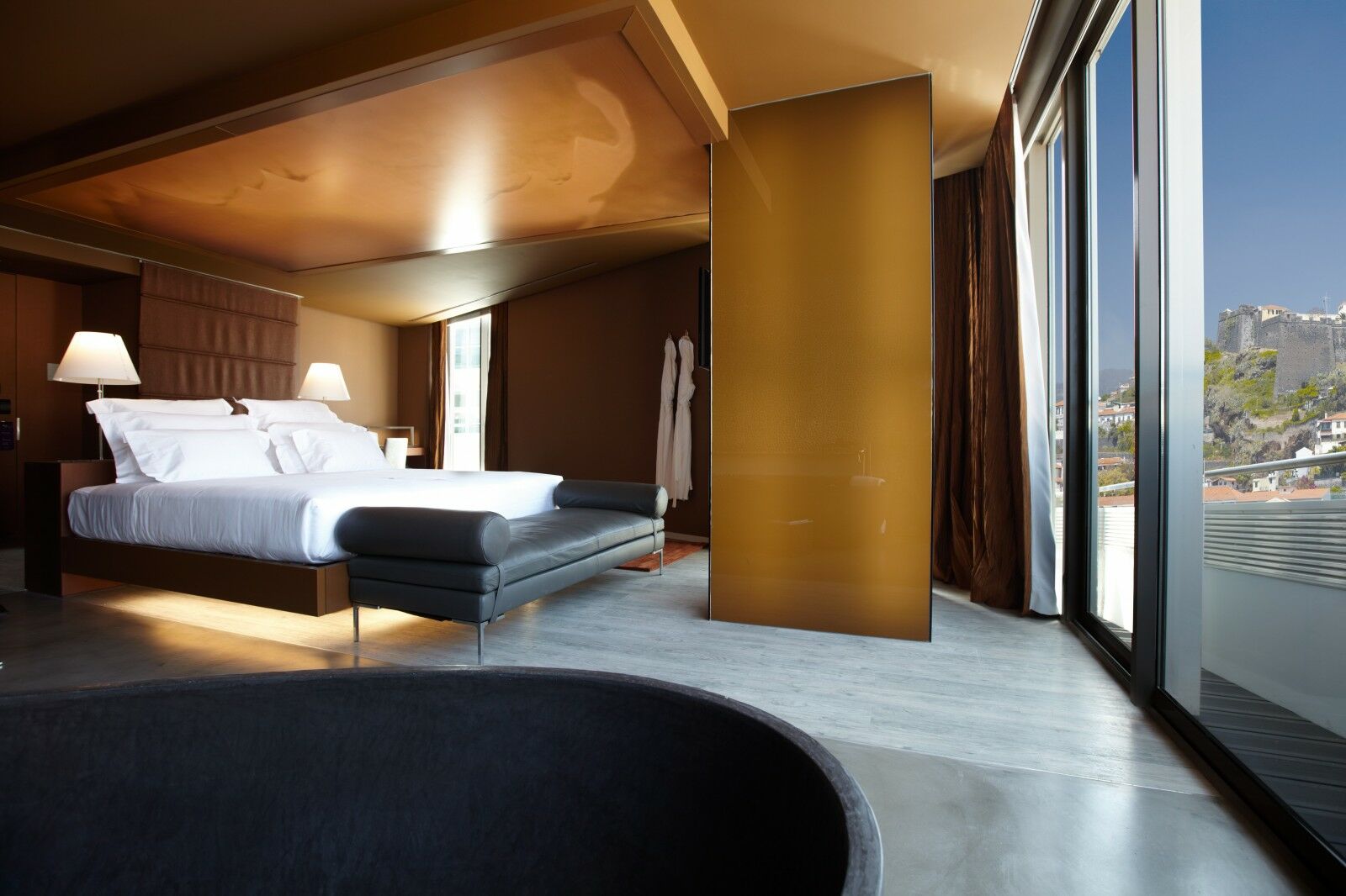 The Vine Hotel Фуншал Экстерьер фото A room at the ME London
